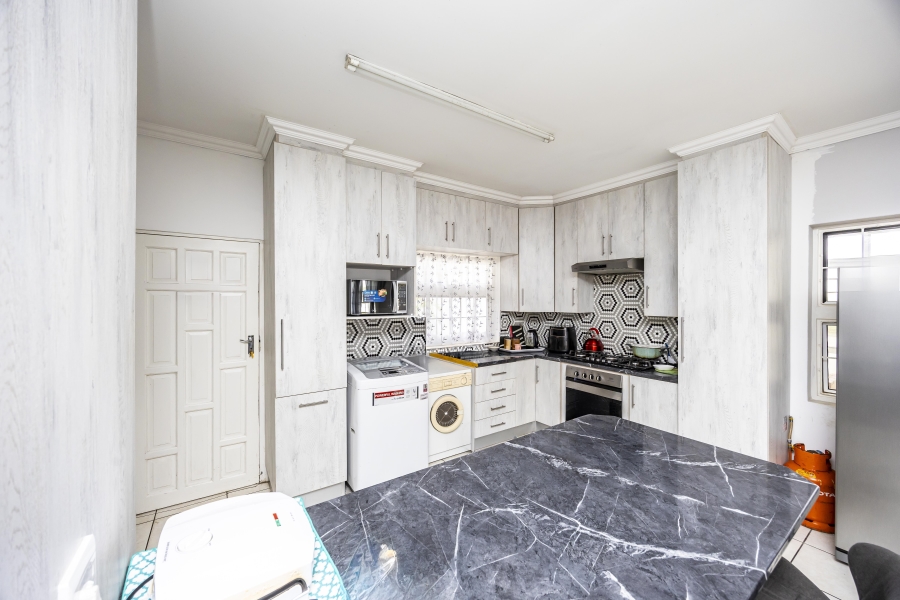 4 Bedroom Property for Sale in Gonubie Eastern Cape